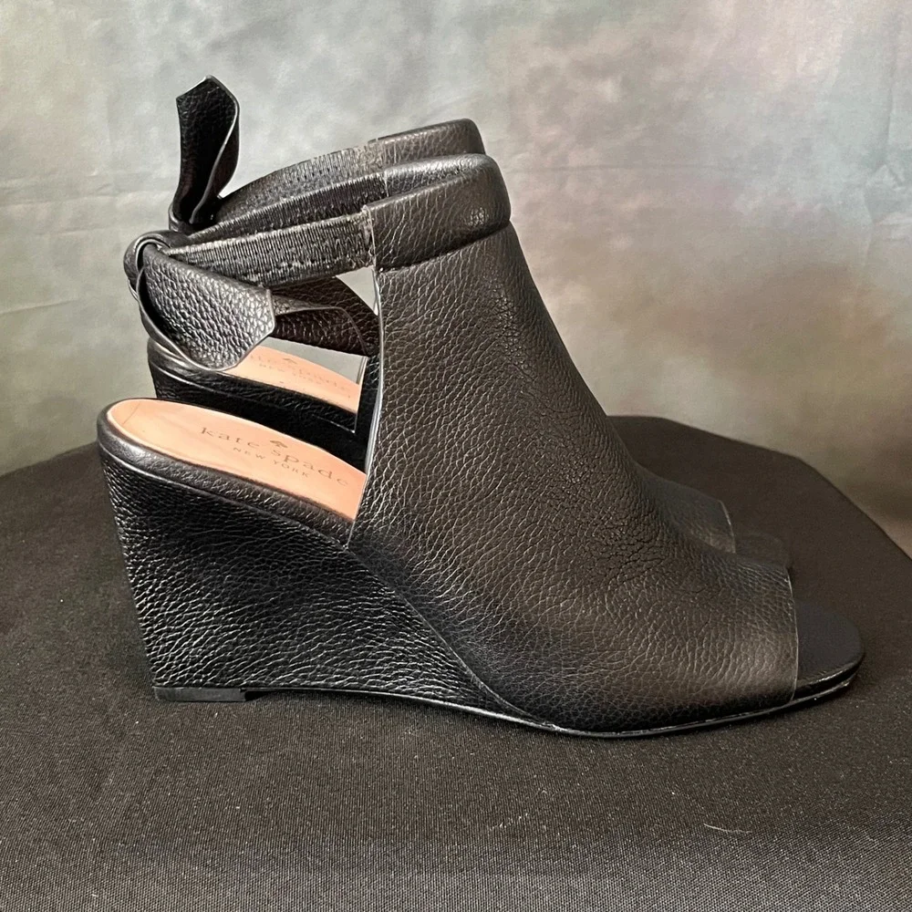 Kate Spade Black Pebbled Leather Peep Toe Wedge Sandals with Ankle Tie Size 8.5M